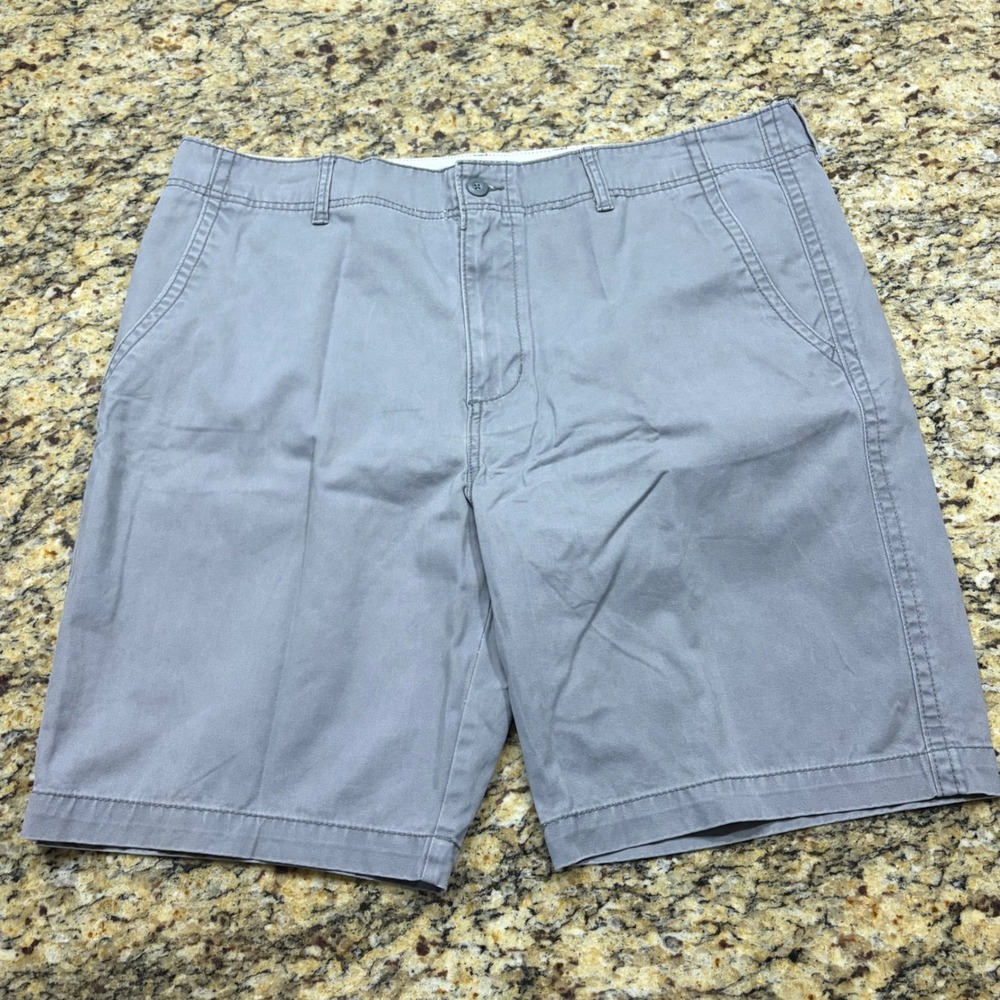 Old Navy Mens Ultimate Shorts Gray Flat Front Chino Cotton Twill Size 40